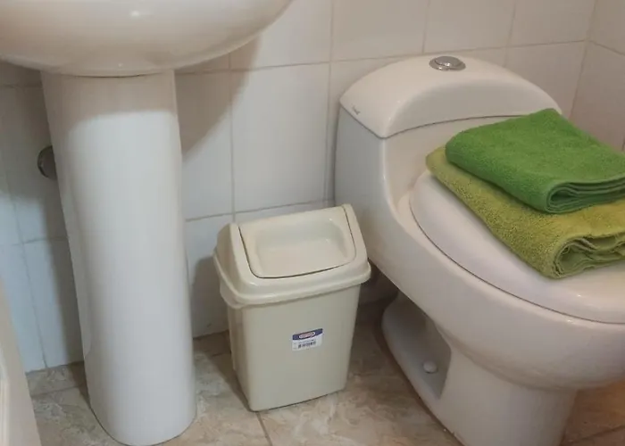 Departamento En Casa De Marlene Y Americo Pisac