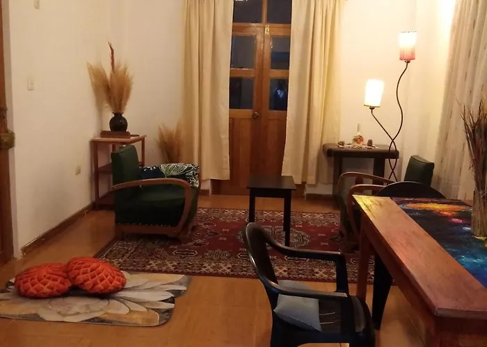 Departamento En Casa De Marlene Y Americo Pisac
